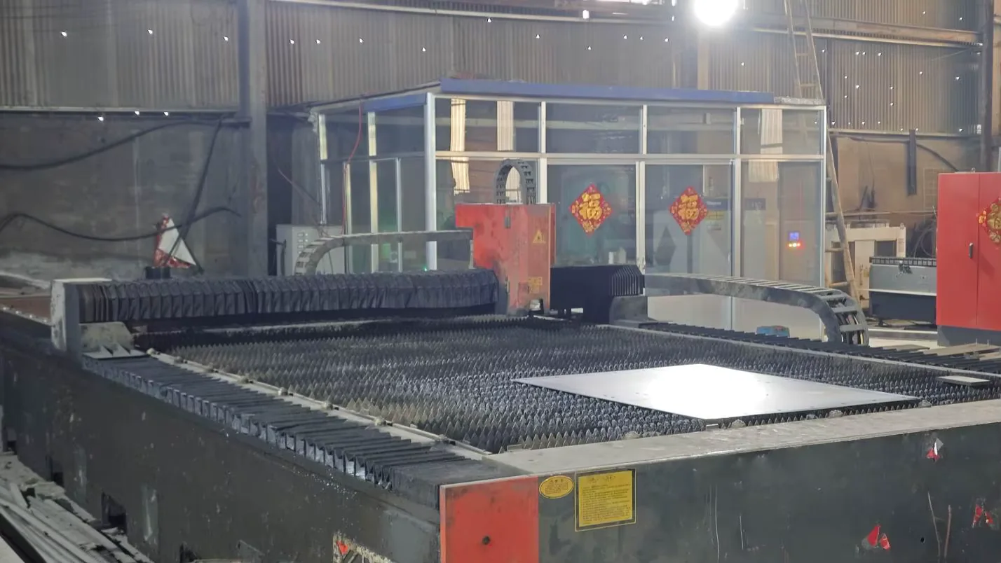 Sheet metal laser cutting equipment in the workshop