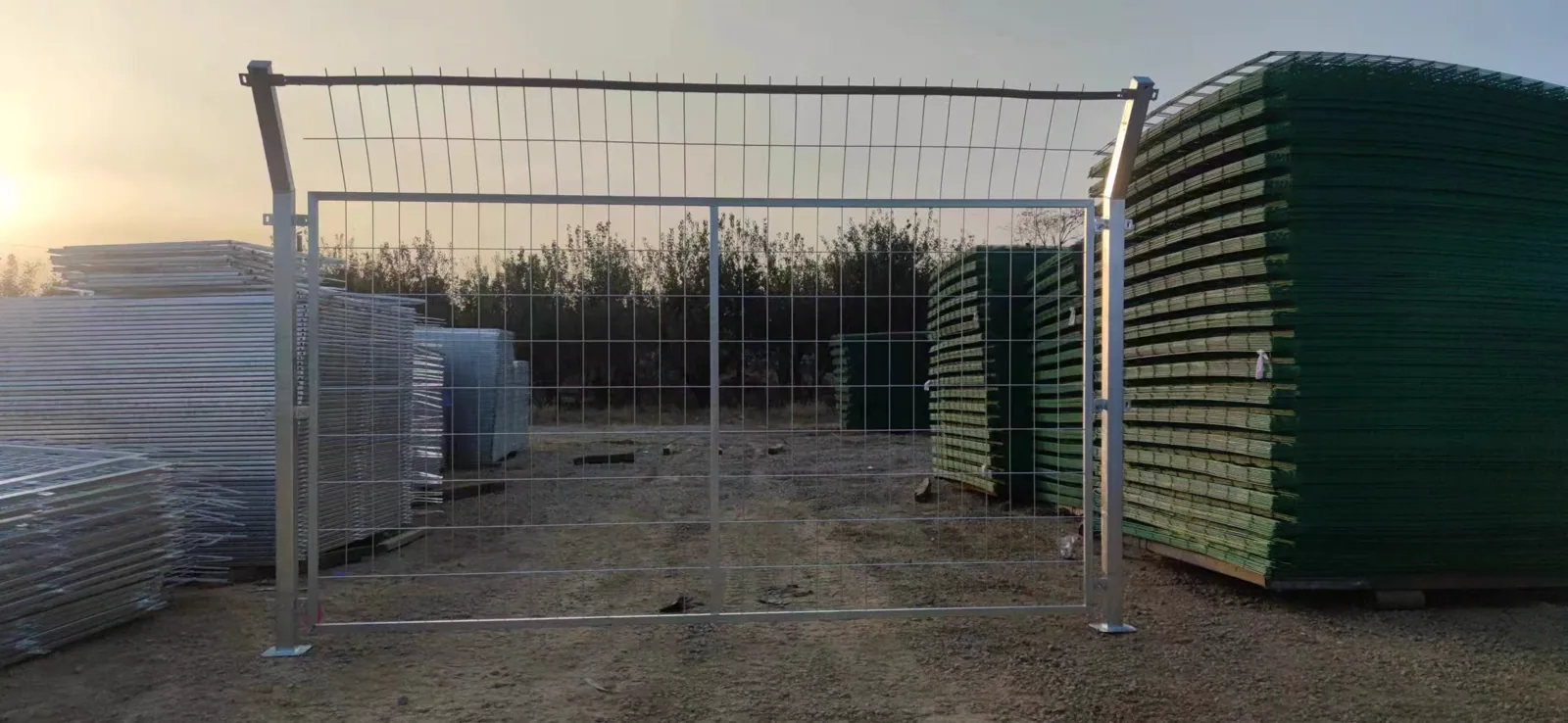 Wire Mesh Fence reference view 7