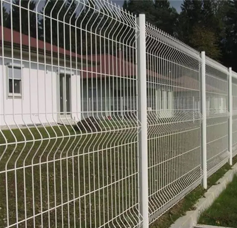 Wire Mesh Fence reference view 3