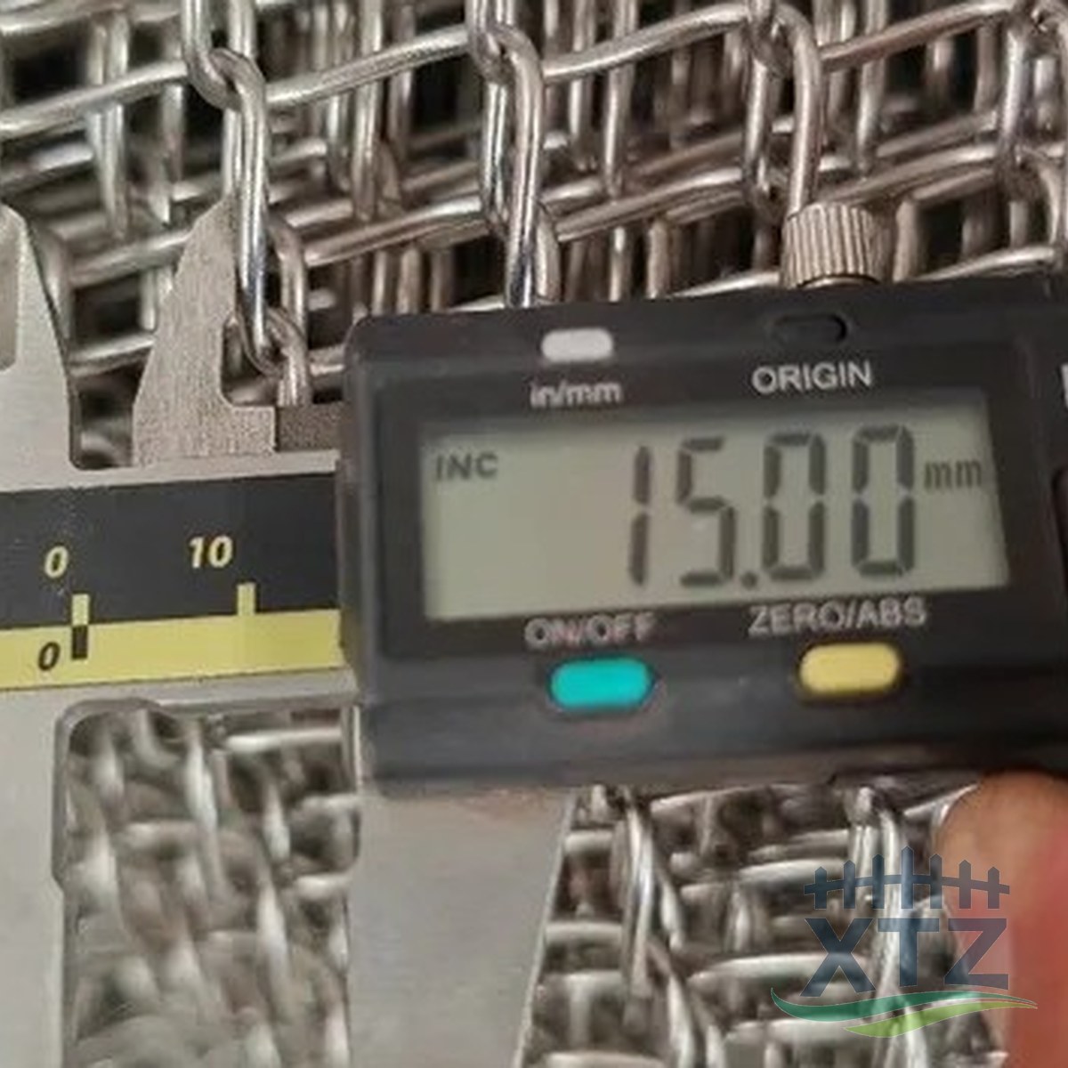 Stainless Steel Chain Link Mesh - application scene 04